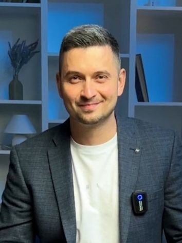 Дмитро Бузовський
